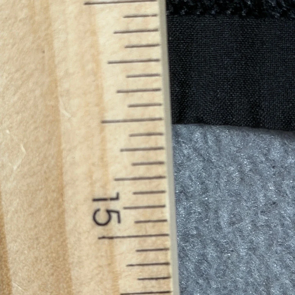 Lululemon Size 2 Black Pace Rival Skirt Tall Tennis‎ Golf Athletic Sporty Active